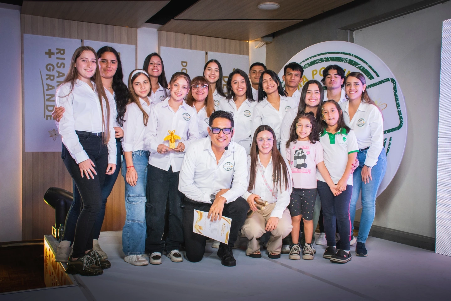 risaraldagrande-imagen-34